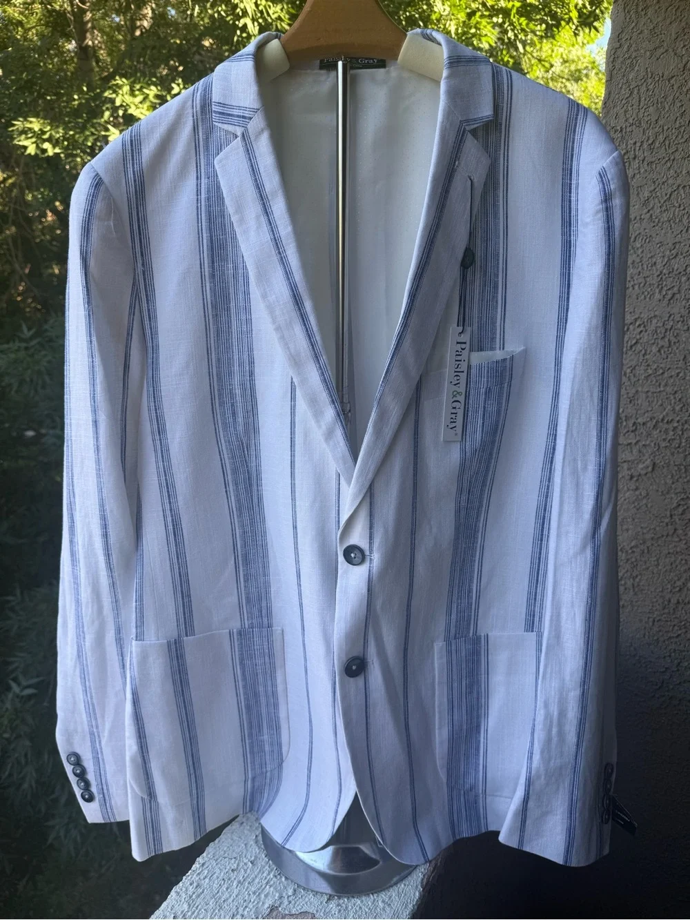 Paisley & Gray linen blend White Blazer with Blue Pinstripes - Picture 9 of 14